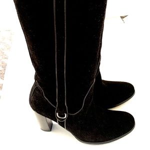 Stunning black real suede knee high boots 4” black wooden block heels  Eu40 US10